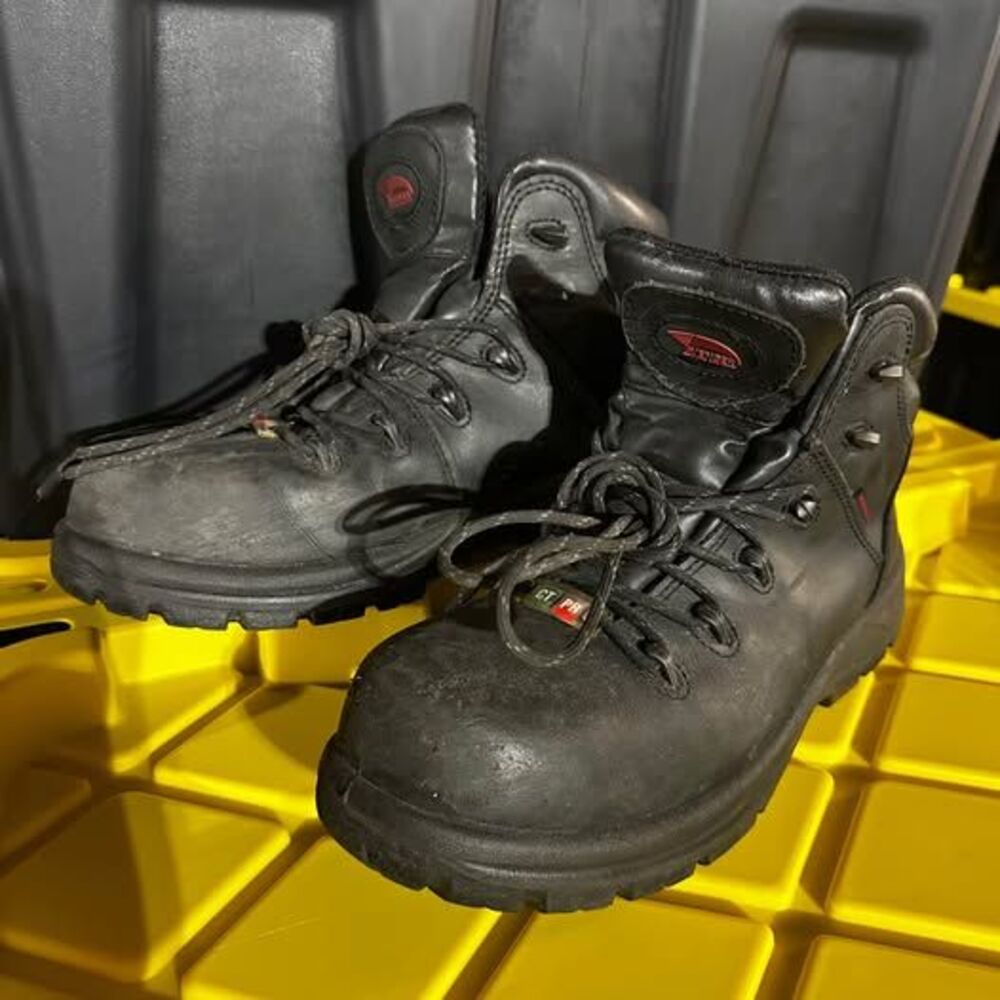 Avenger Framer Men’s Sz 9 Work Boots